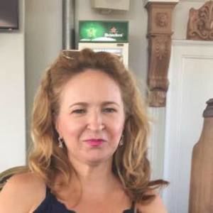 Meet your Posher, Renata